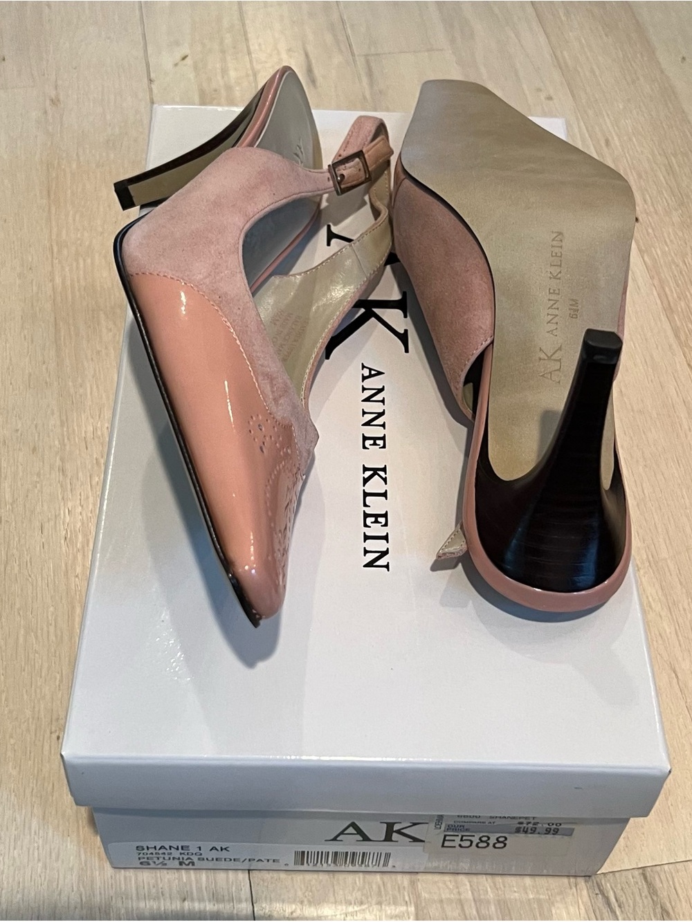 Anne Klein Blush Pink Patent & Suede Slingback Heels